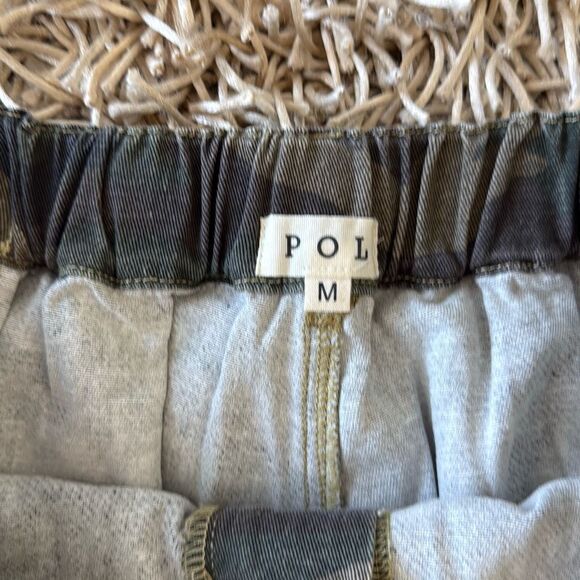 POL Distressed Jogger Pants with Crochet Patchwork in Camouflage Size M - Picture 6 of 9